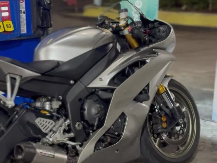 The CRBN Yamaha in profile